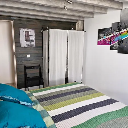 住宿加早餐酒店 Le Domaine Des Tourterelles D'hote Saint-Dizant-du-Gua