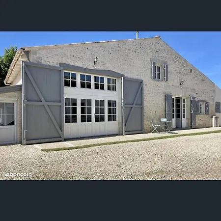 Le Domaine Des Tourterelles D'hote Saint-Dizant-du-Gua